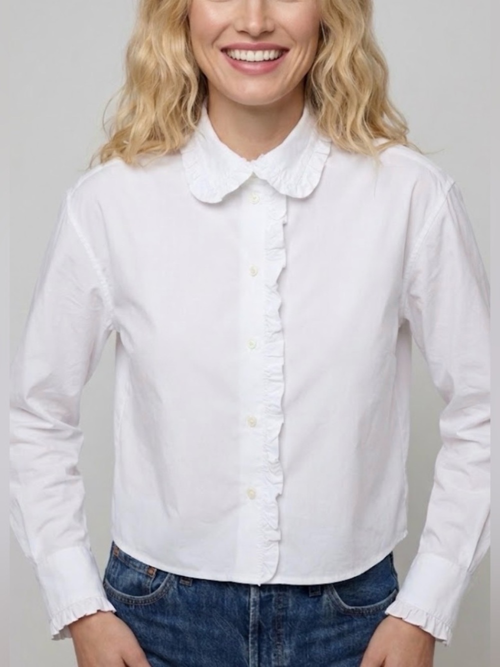 GAP White Ruffle-Collar Crop Length Button-Up Blouse: Large